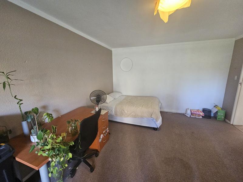 To Let 4 Bedroom Property for Rent in Rondebosch Western Cape